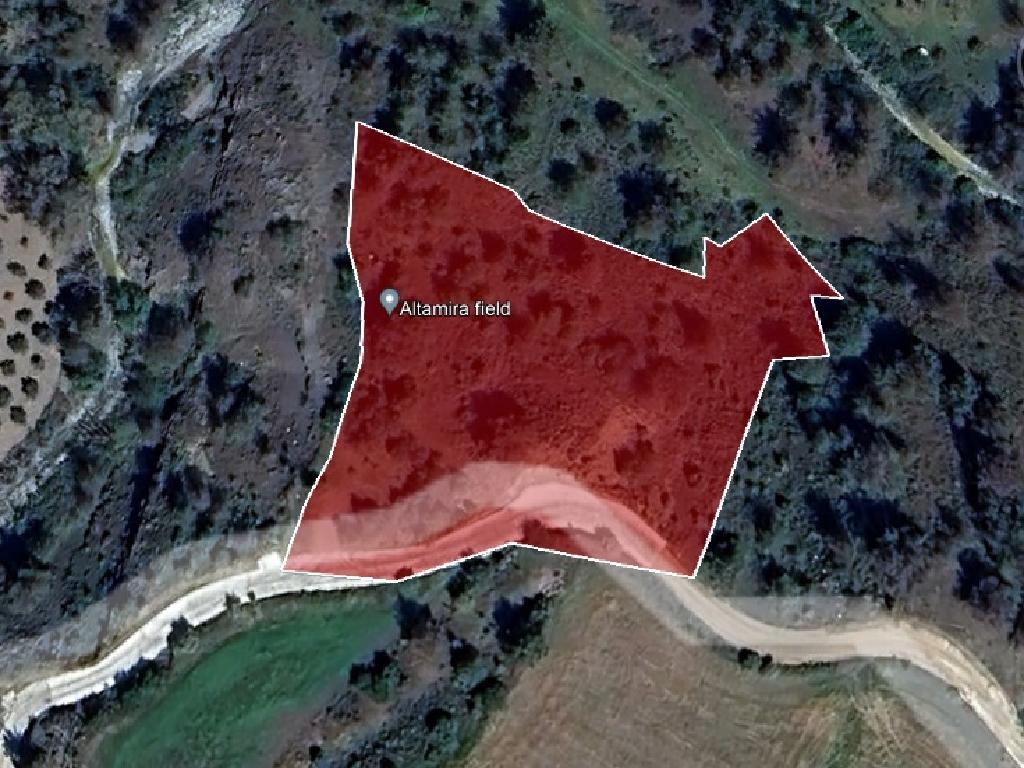 Field-Kampia-PR12190