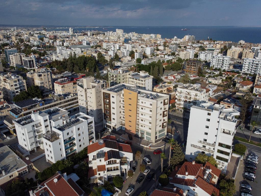 Shop-Larnaca Municipality-PR42381