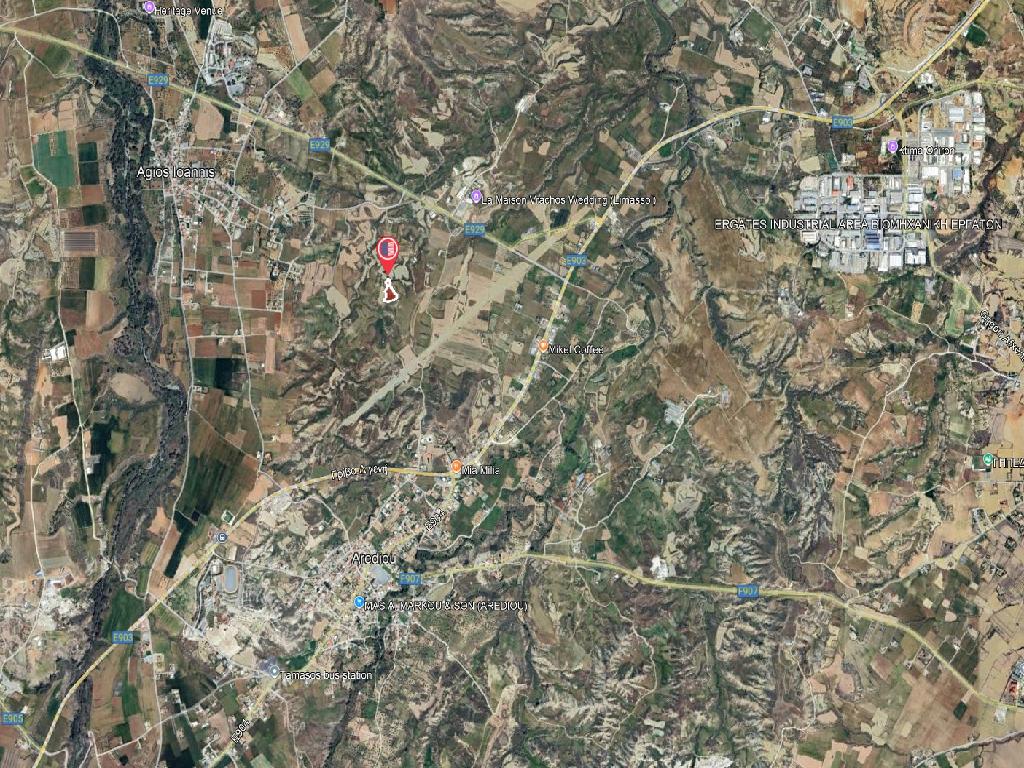 Field - Arediou, Nicosia