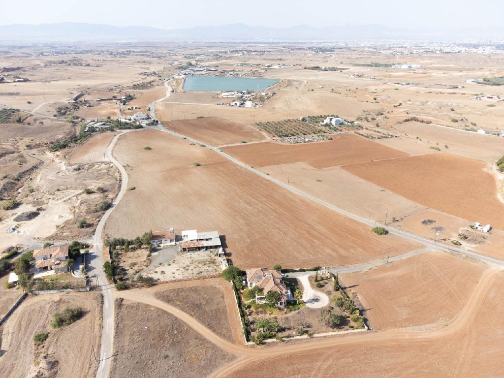 Field-Pano Deftera-PR33735
