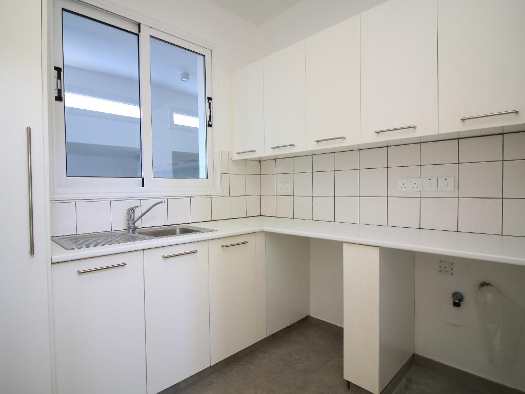 Detached house-Pissouri-PR36955