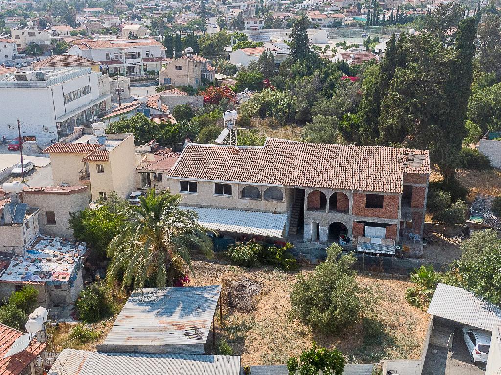 &Eta;ouse - Episkopi, Limassol
