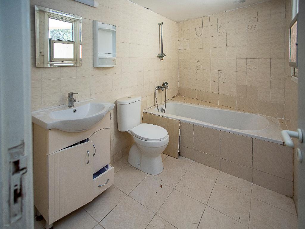 Detached house-Episkopi-PR42505