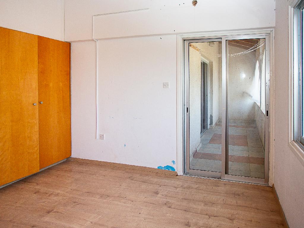 Detached house-Episkopi-PR42505