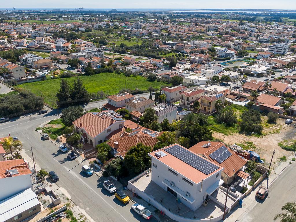 Detached house-Kolossi-PR43902