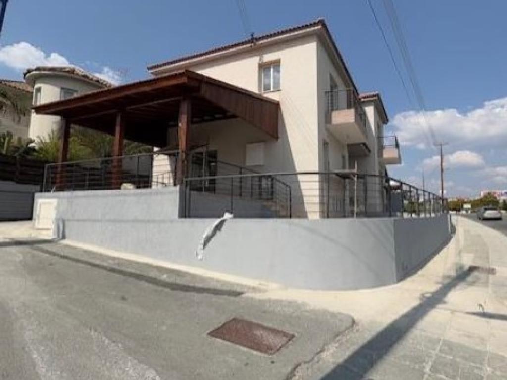 House - Kolossi, Limassol