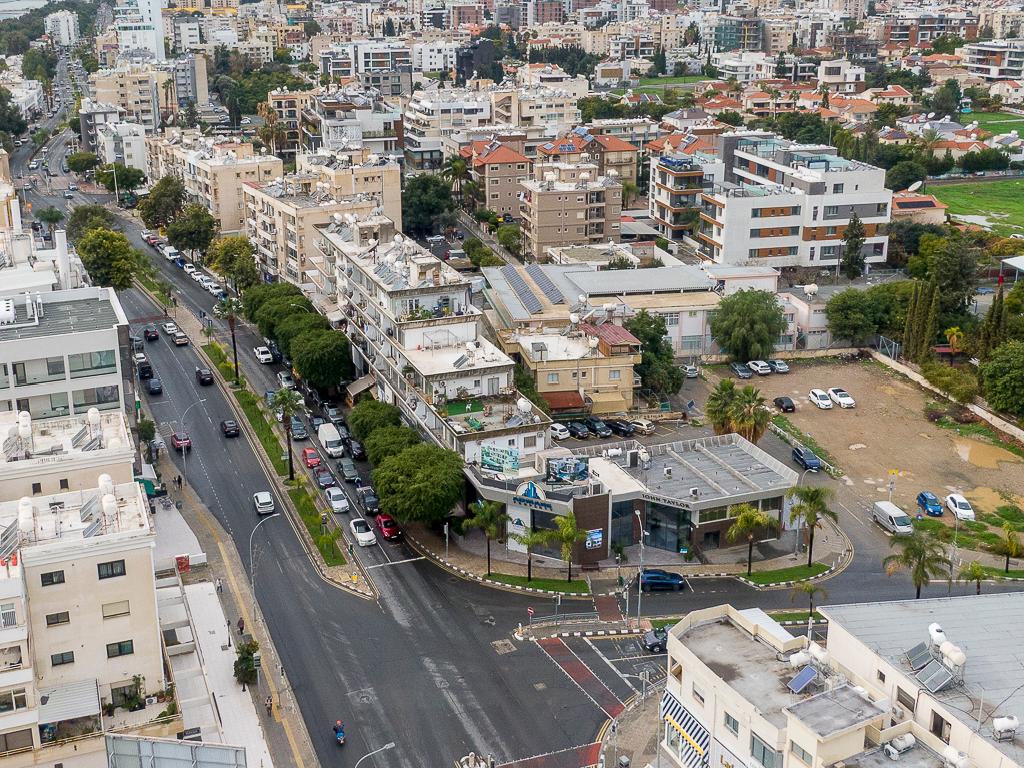 &Delta;&iota;&alpha;&mu;έ&rho;&iota;&sigma;&mu;&alpha; - &Gamma;&epsilon;&rho;&mu;&alpha;&sigma;ό&gamma;&epsilon;&iota;&alpha;, &Lambda;&epsilon;&mu;&epsilon;&sigma;ό&sigmaf;