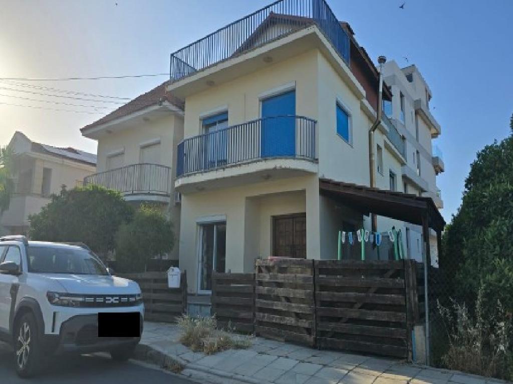 &Kappa;&alpha;&tau;&omicron;&iota;&kappa;ί&alpha; (&Mu;&epsilon;&rho;ί&delta;&iota;&omicron;)- &Alpha;&gamma;ί&alpha; &Pi;&alpha;&rho;&alpha;&sigma;&kappa;&epsilon;&upsilon;ή , &Gamma;&epsilon;&rho;&mu;&alpha;&sigma;ό&gamma;&epsilon;&iota;&alpha;, &Lambda;&epsilon;&mu;&epsilon;&sigma;ό&sigmaf;