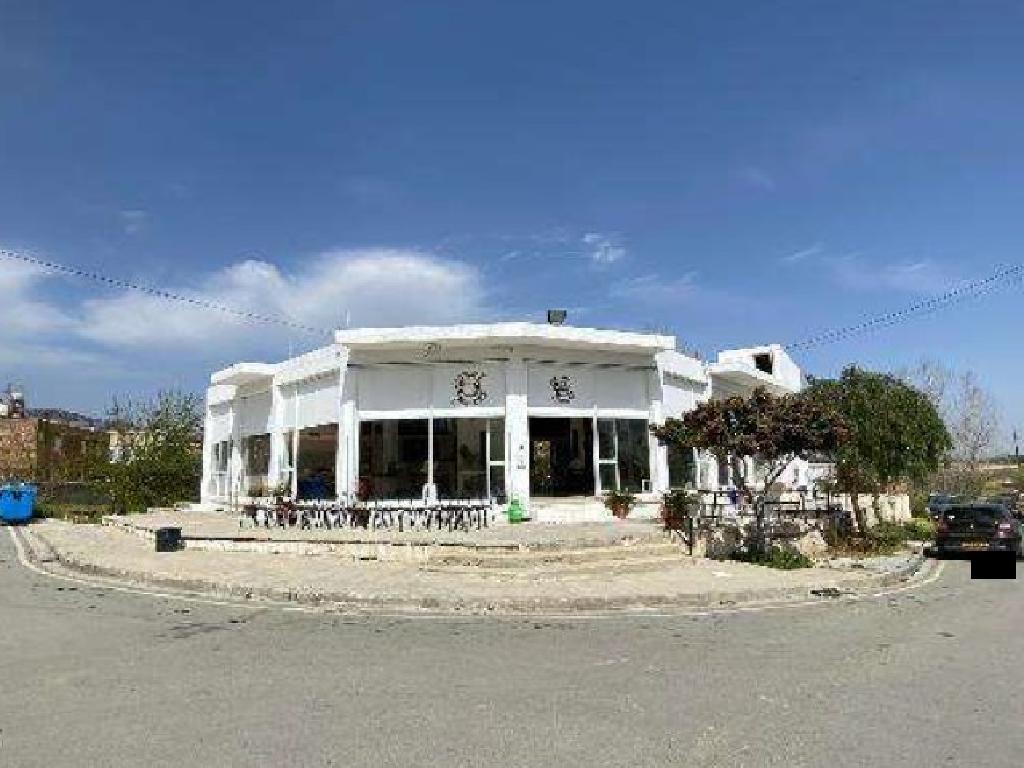 &Kappa;&tau;ί&rho;&iota;&omicron; - &Lambda;&upsilon;&theta;&rho;&omicron;&delta;ό&nu;&tau;&alpha;&sigmaf;, &Lambda;&epsilon;&upsilon;&kappa;&omega;&sigma;ί&alpha;