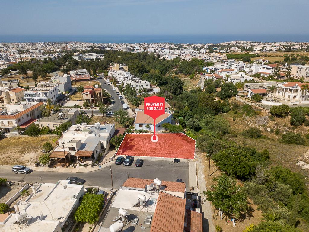 Plot - Anavargos, Paphos