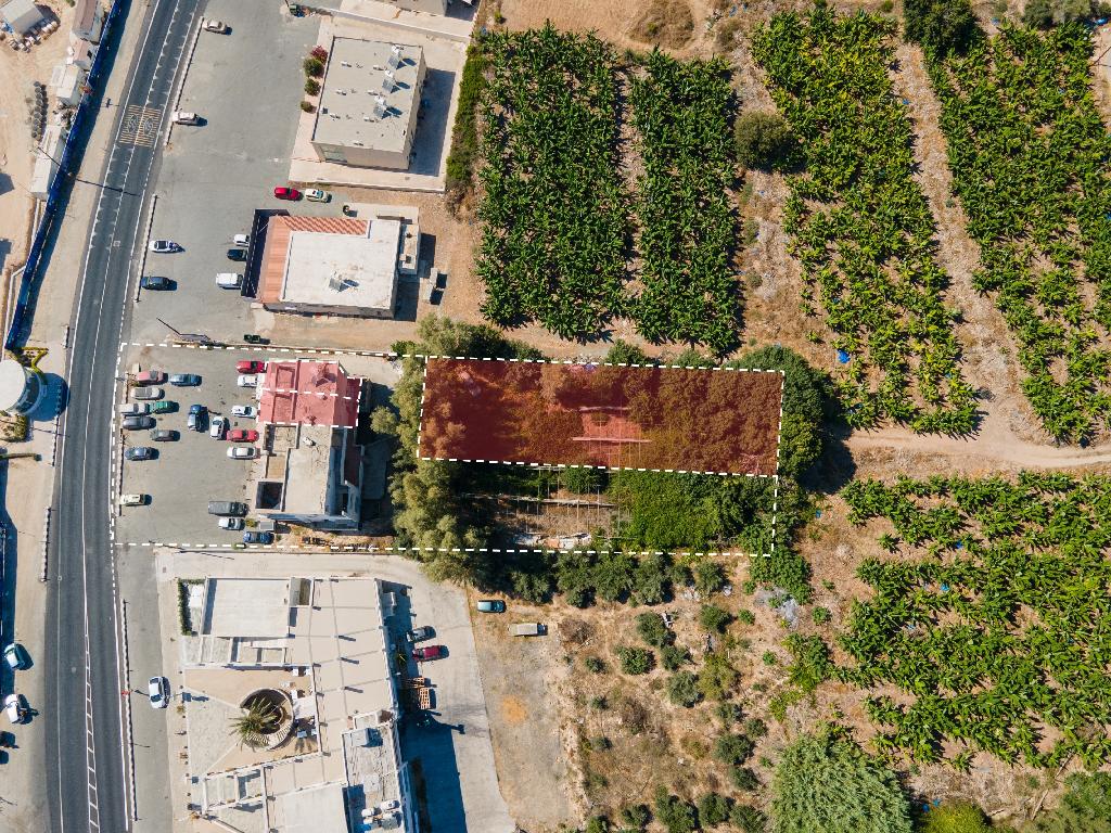 Mixed-use Building-Kissonerga-PR34052