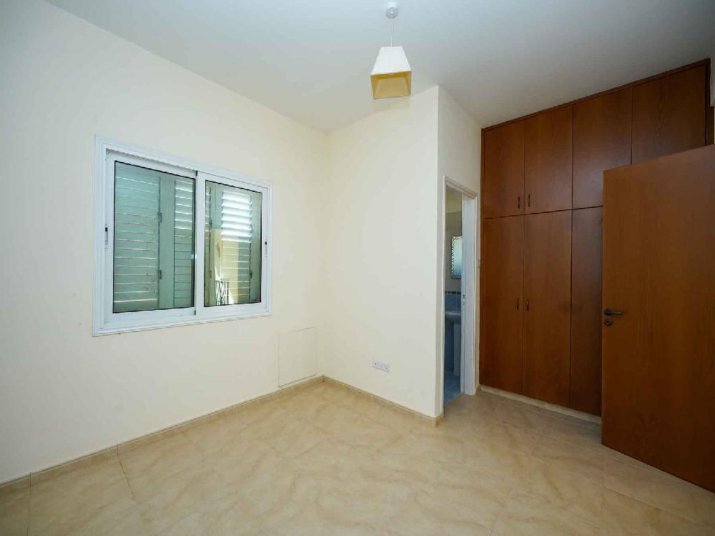 Detached house-Liopetri-PR41630