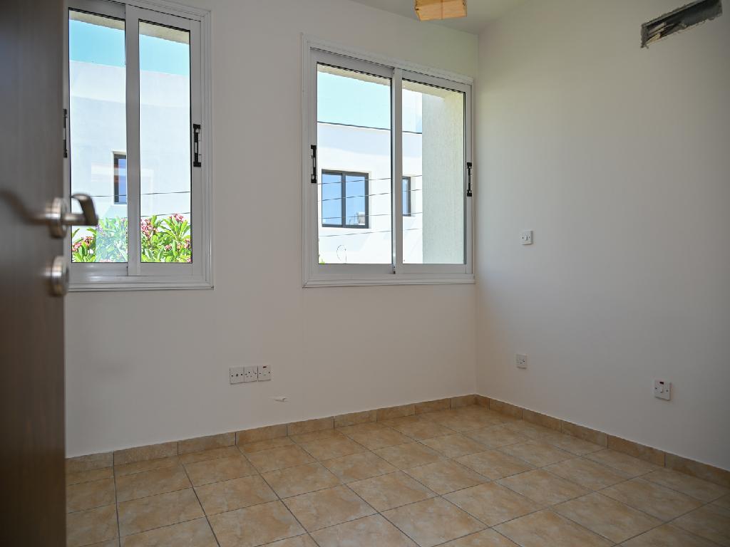 Semidetached house-Voroklini-PR45789