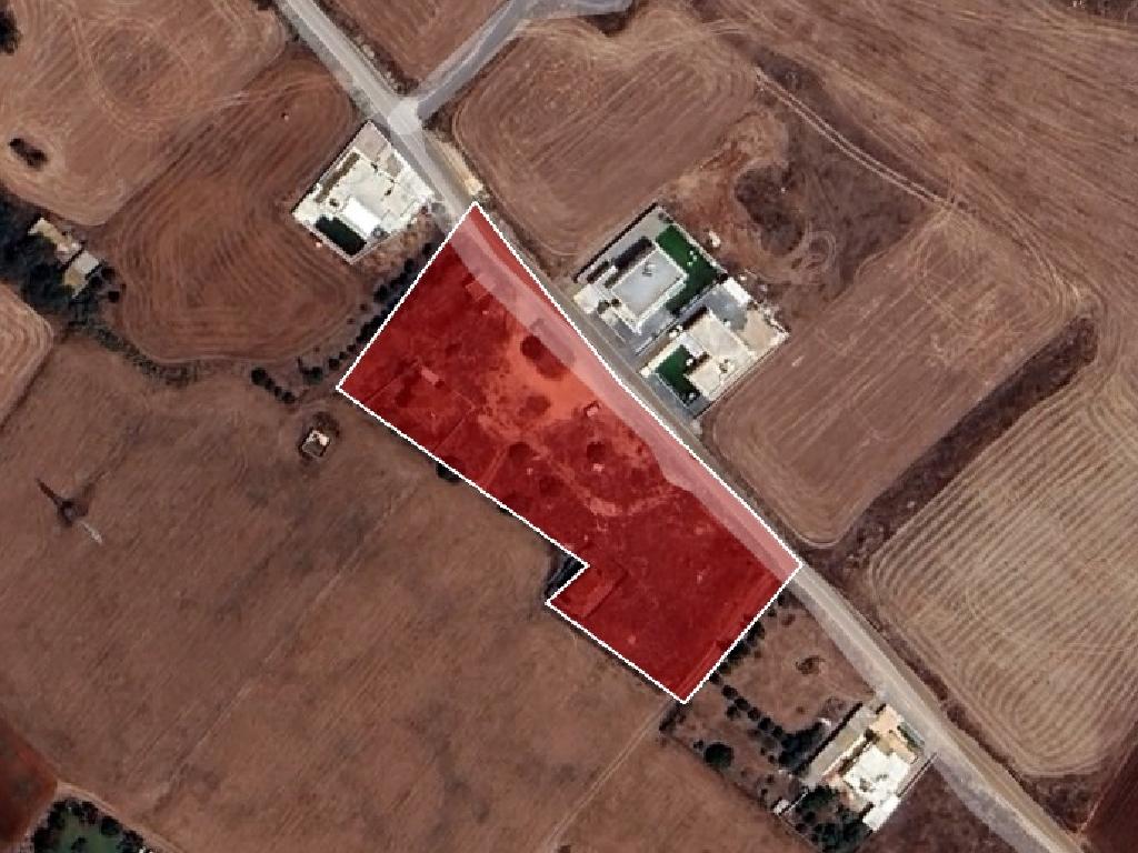 Field-Avgorou-PR14433