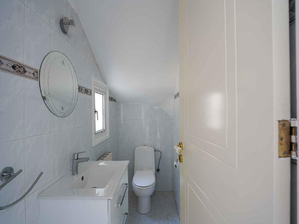 Detached house-Strovolos-PR41898