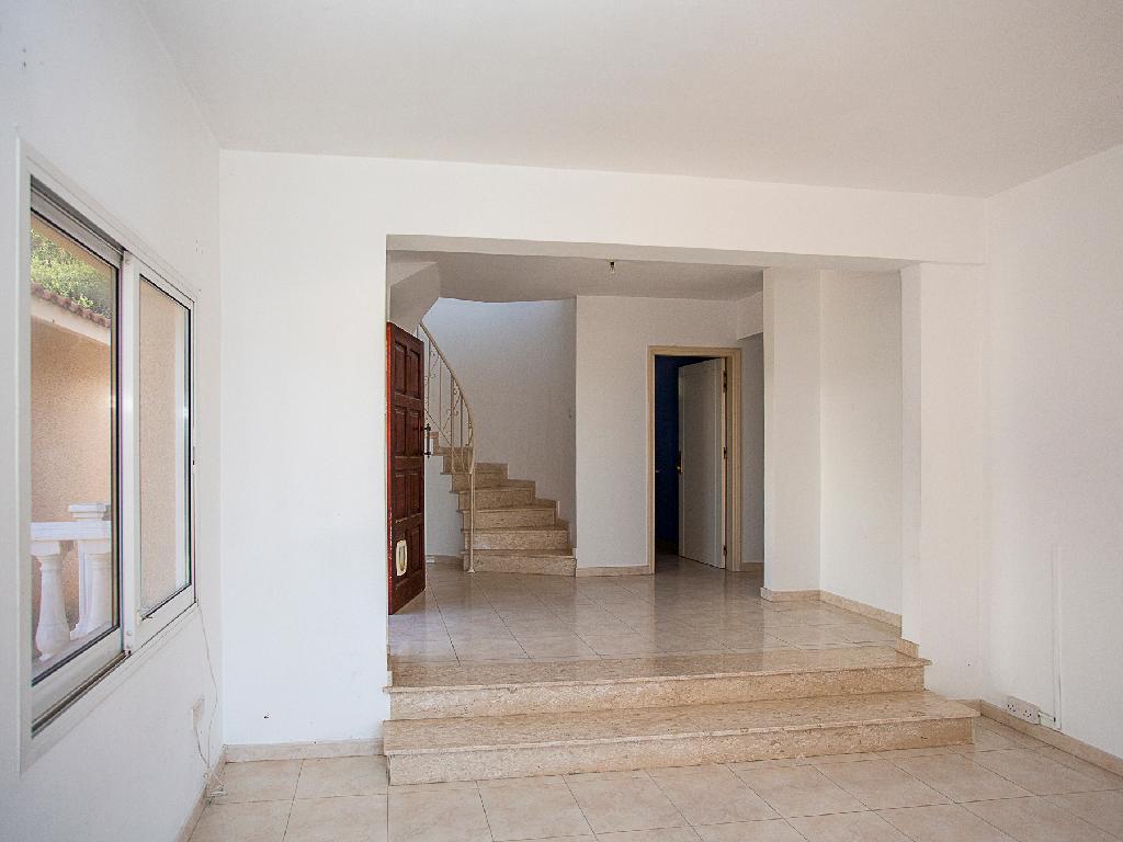 Detached house-Tala-PR46143