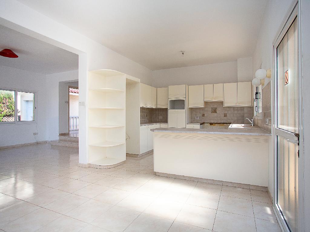 Detached house-Tala-PR46143