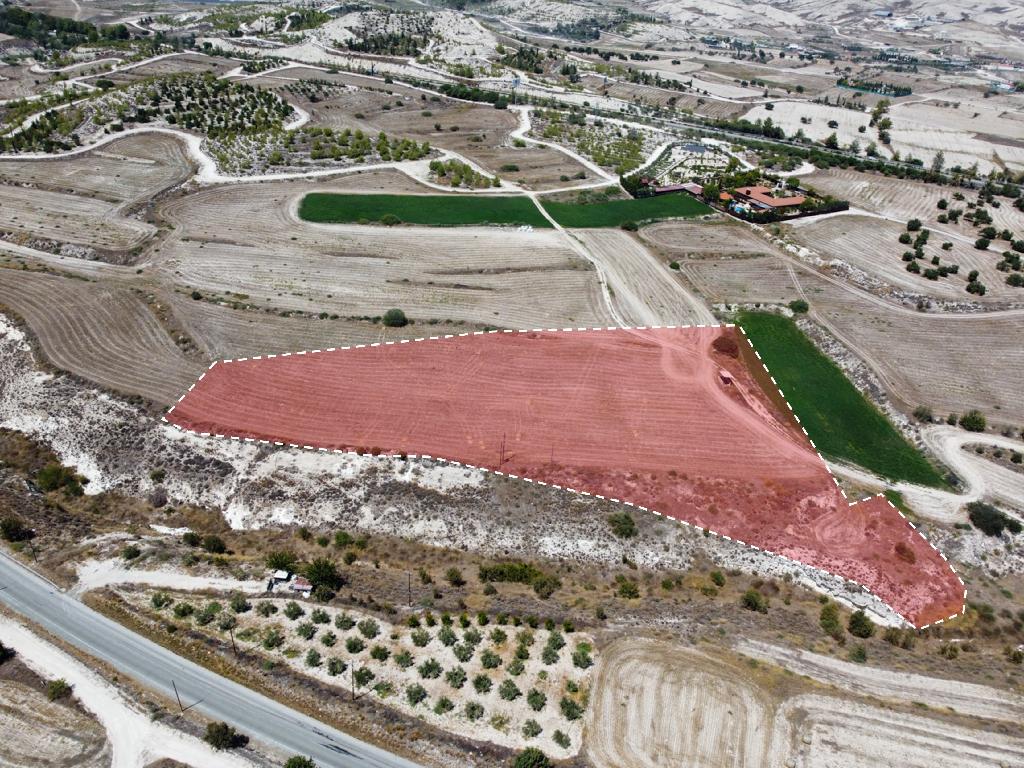 Field - Aradippou, Larnaca