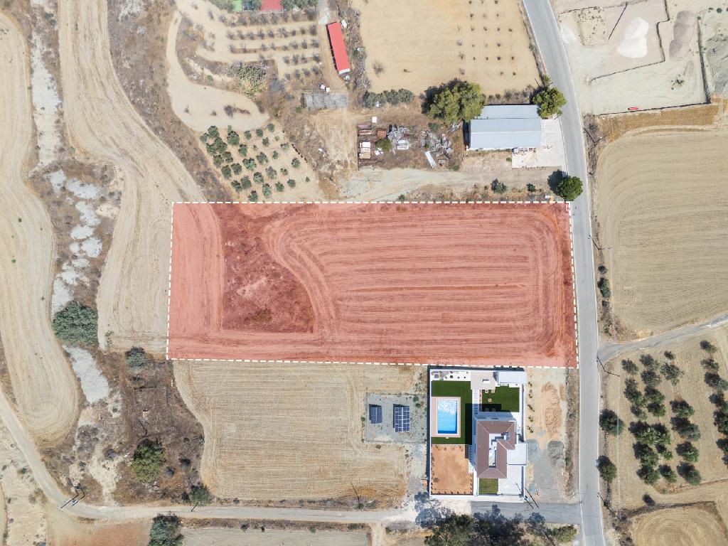 Field-Agios Ioannis-PR43172