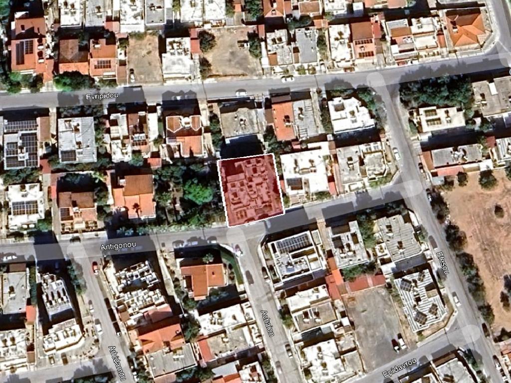 Detached house-Larnaca Municipality-PR44008