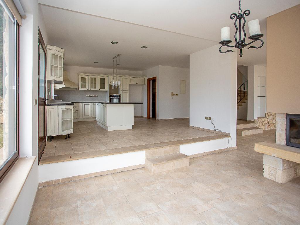 Detached house-Pachna-PR42577