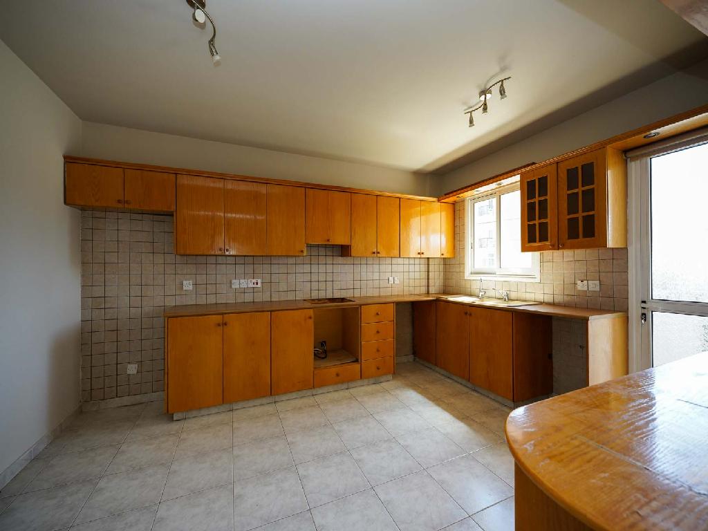 Flat-Strovolos-PR39215