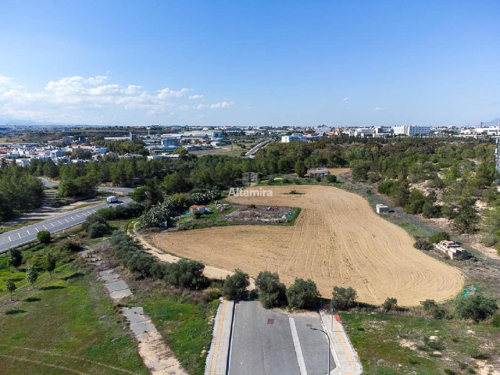 Field (Share) - Latsia, Nicosia