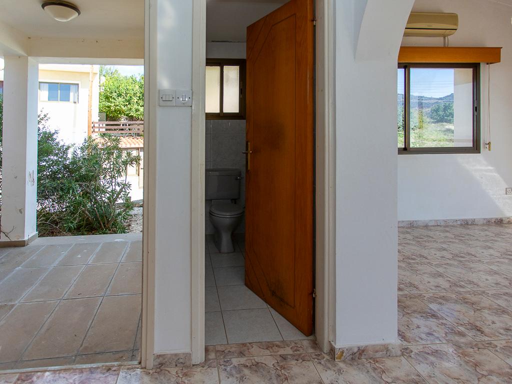 Detached house-Pegeia-PR43471