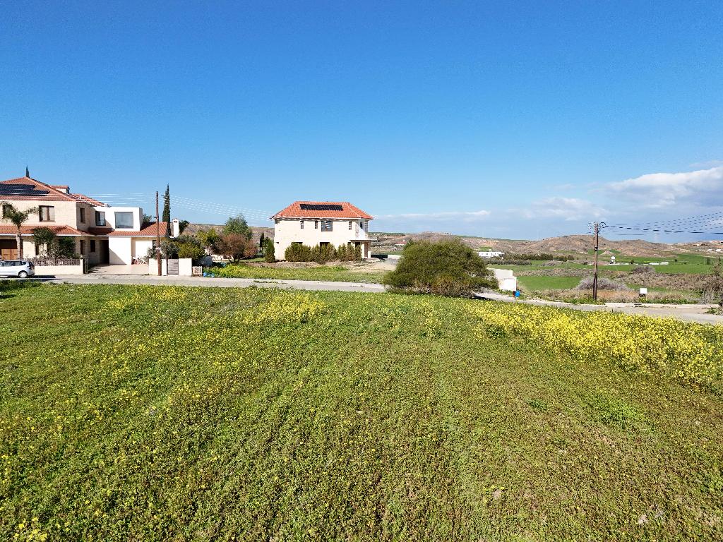 Plot-Pano Deftera-PR40180