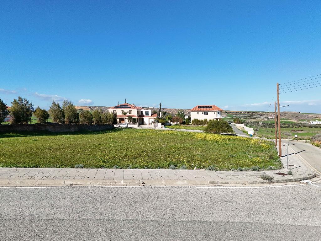 Plot-Pano Deftera-PR40180