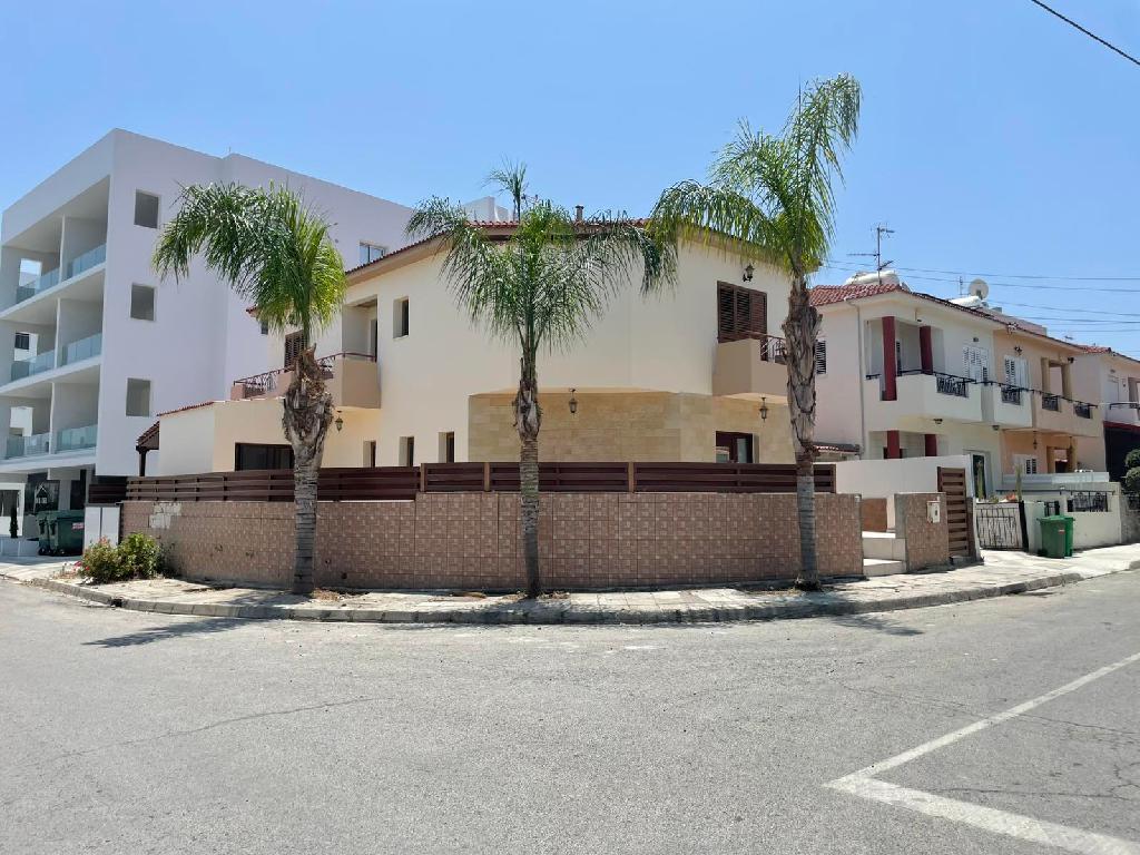 Detached house-Strovolos-PR41960