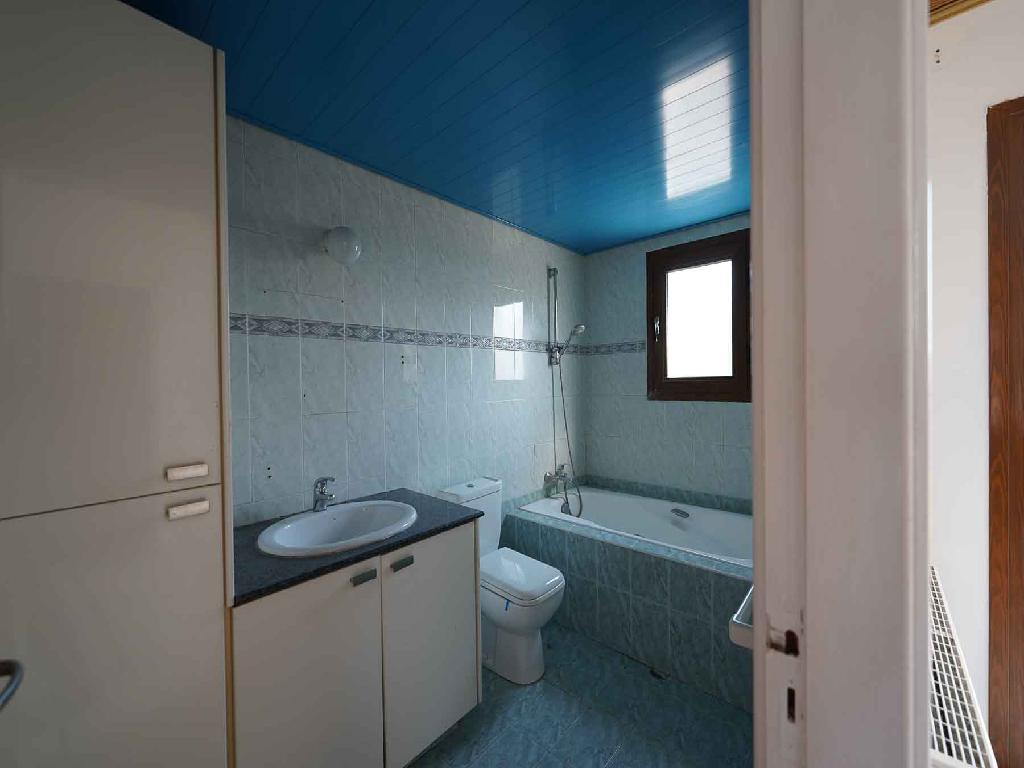 Detached house-Strovolos-PR41960