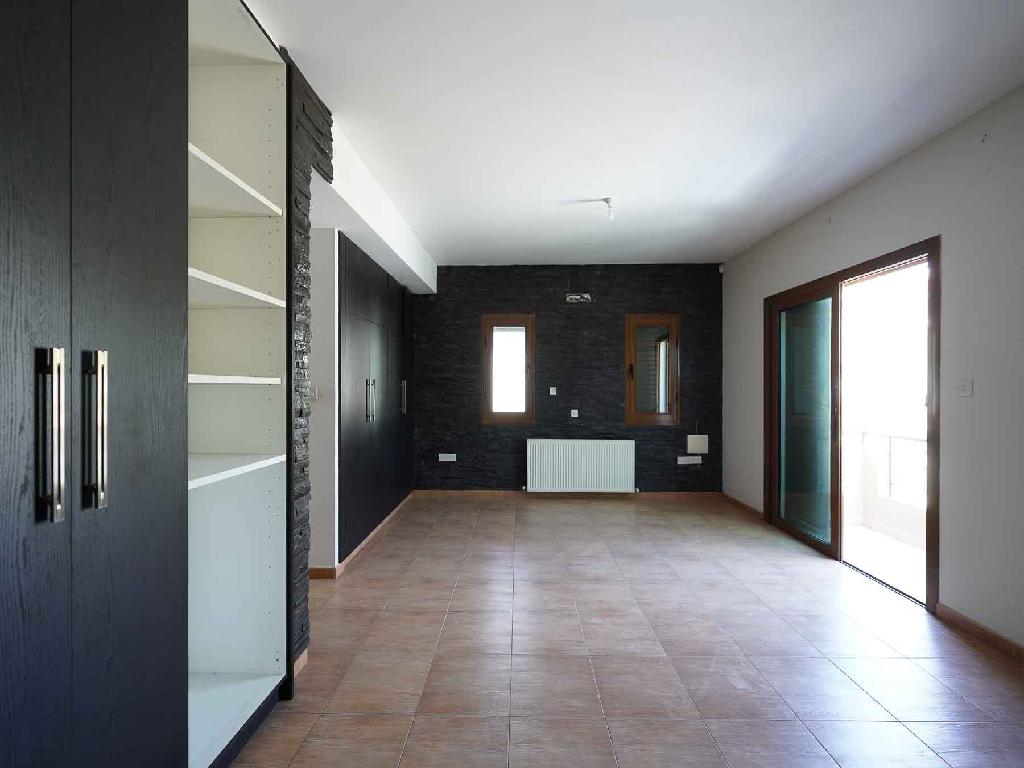 Detached house-Strovolos-PR41960