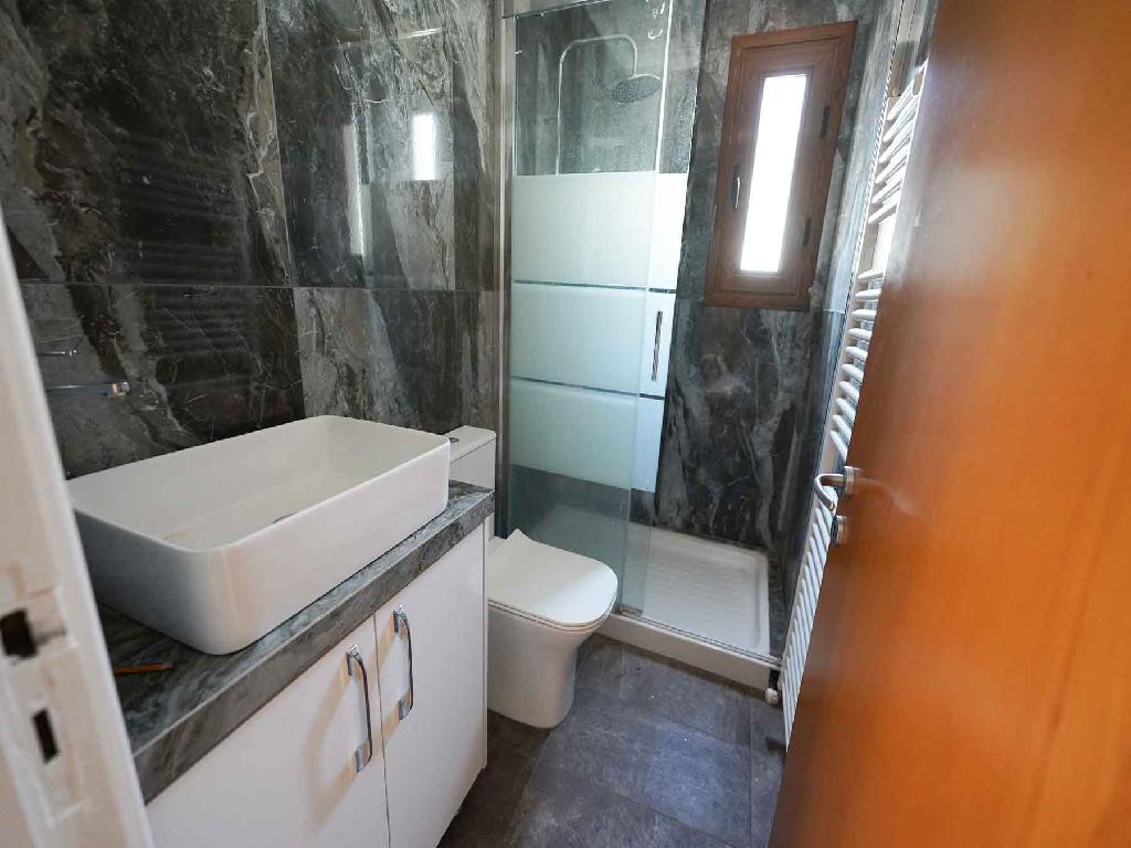 Detached house-Strovolos-PR41960
