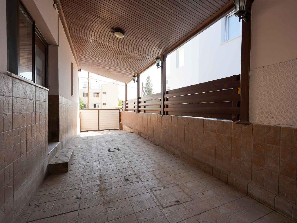Detached house-Strovolos-PR41960