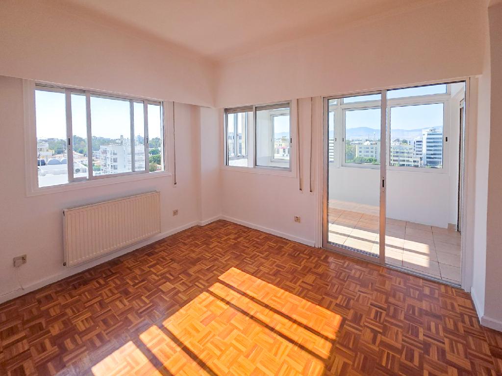 Flat-Nicosia Municipality-PR45136