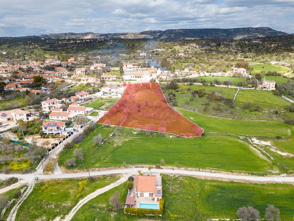 Field-Anogira-PR42269