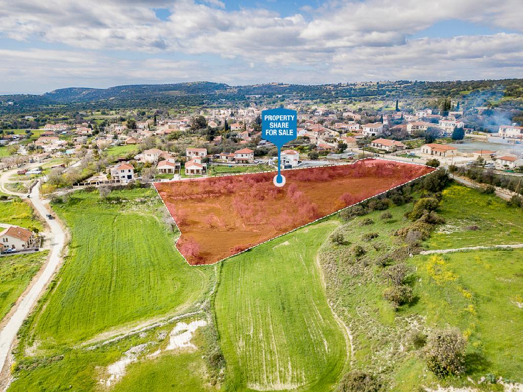 Field-Anogira-PR42269