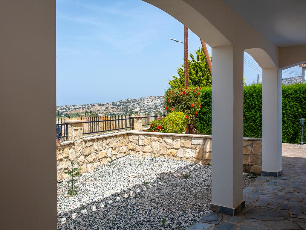Detached house-Pegeia-PR41336