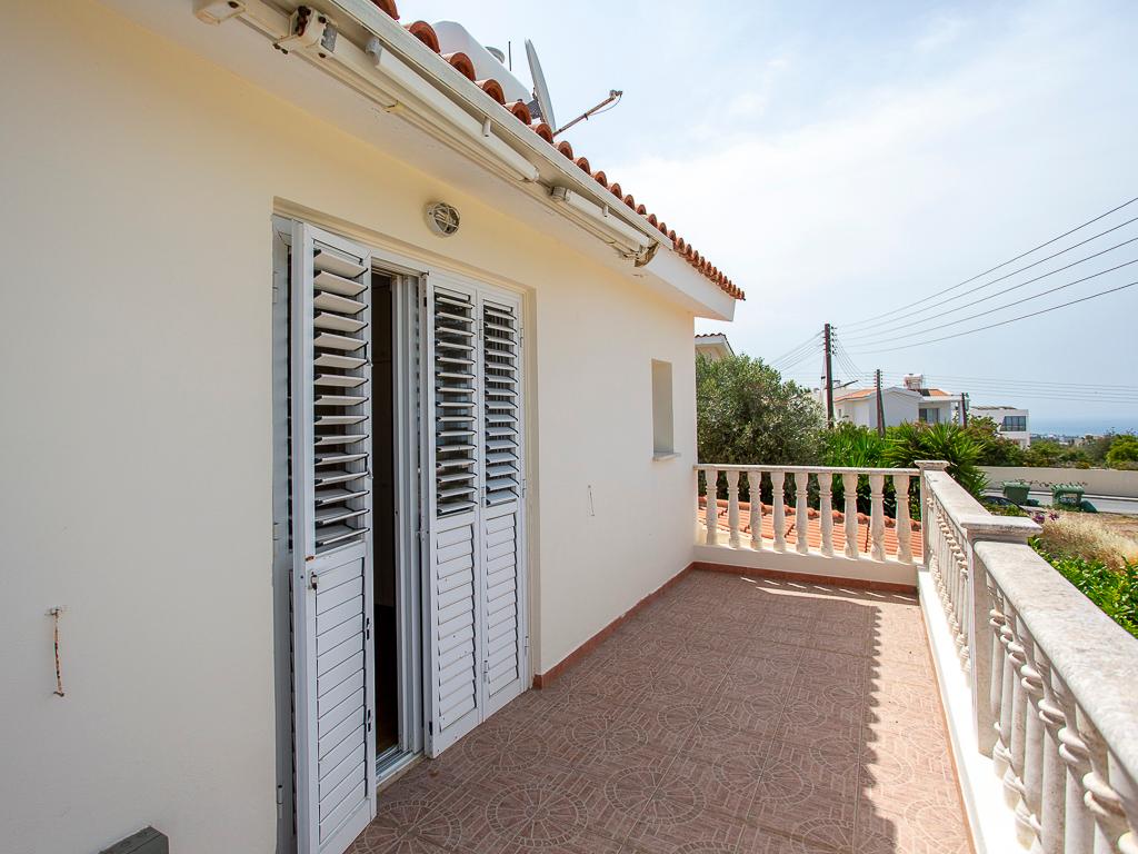 Detached house-Pegeia-PR41336