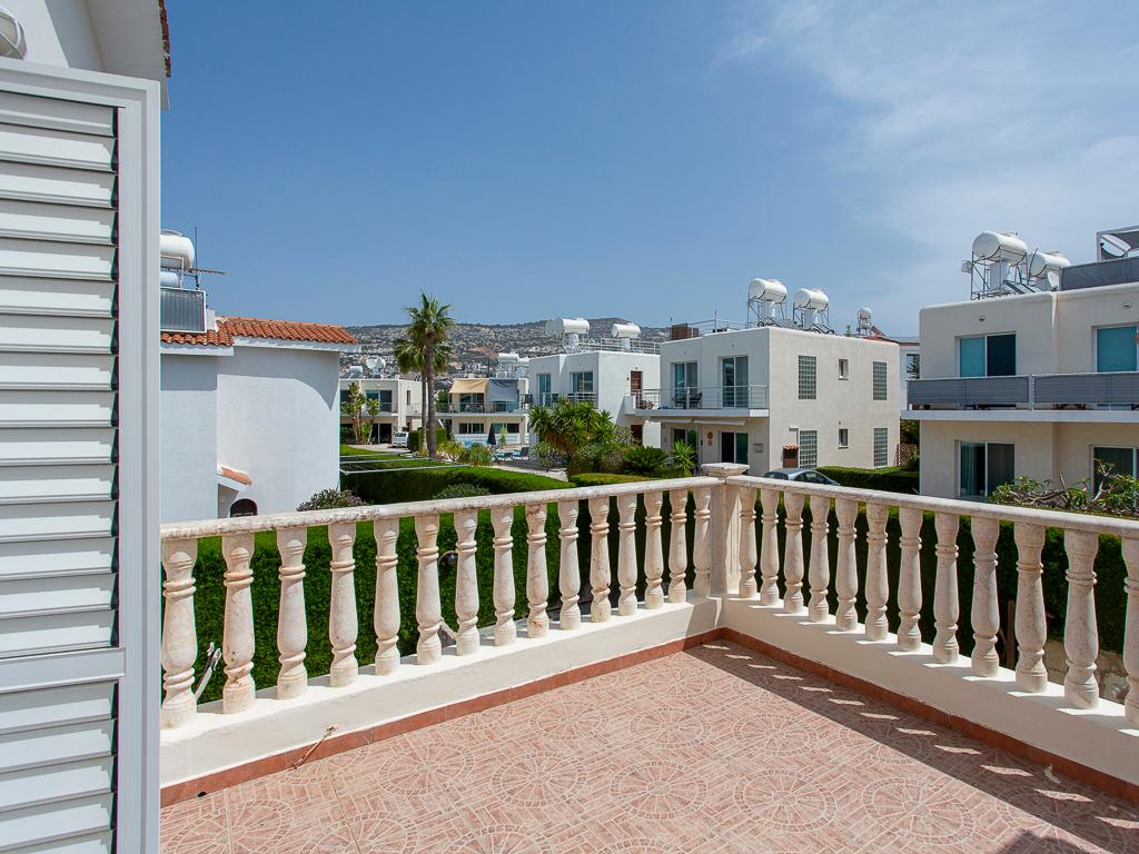 Detached house-Pegeia-PR41336