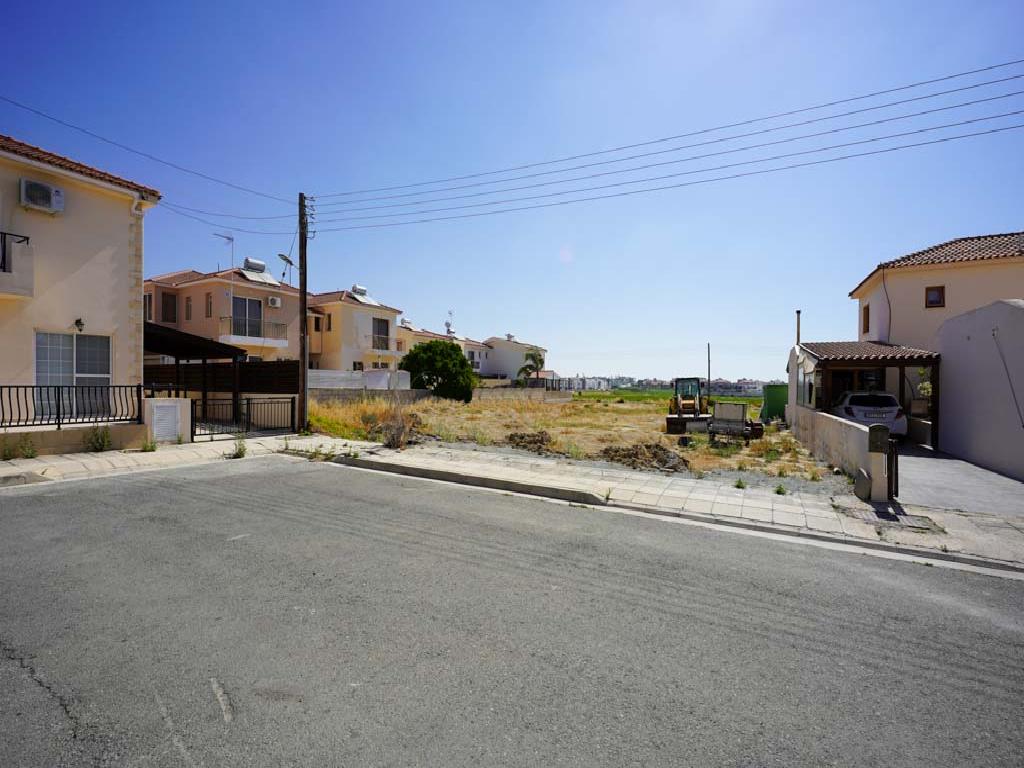 Plot - Oroklini, Larnaca