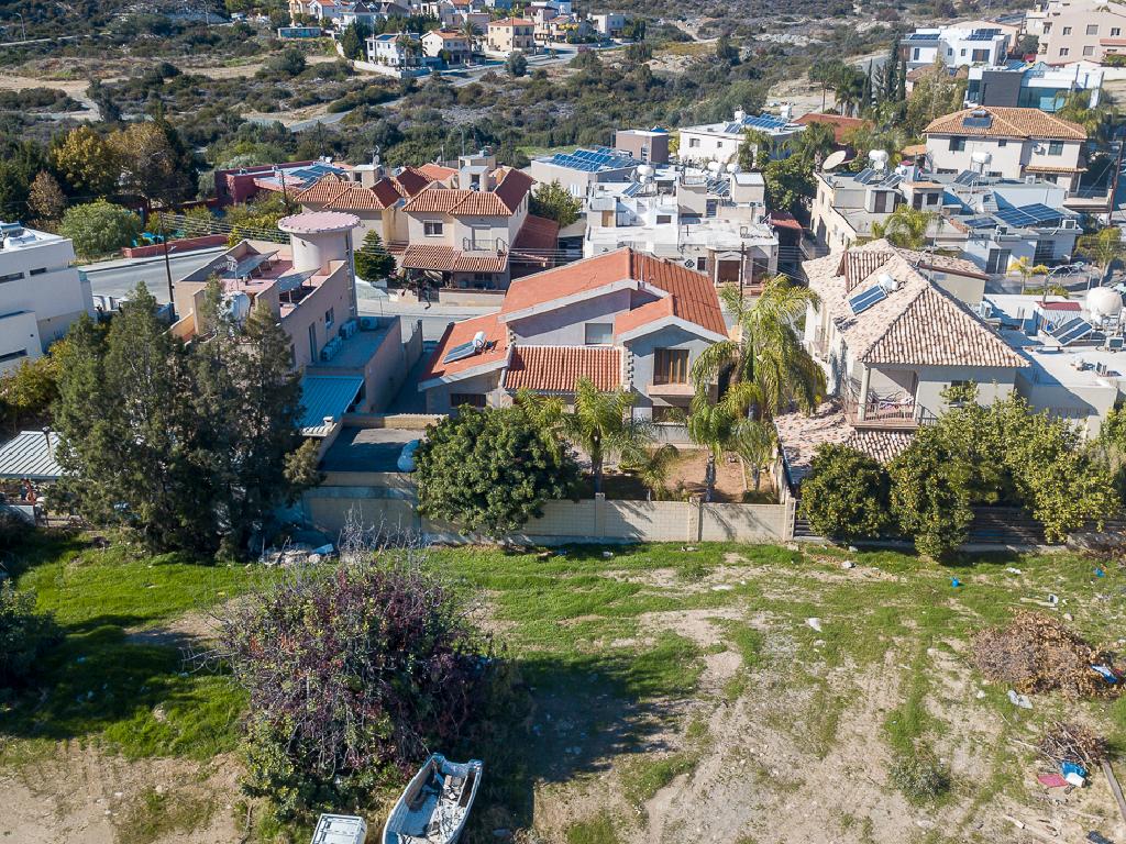 Detached house-Limassol Municipality-PR40801