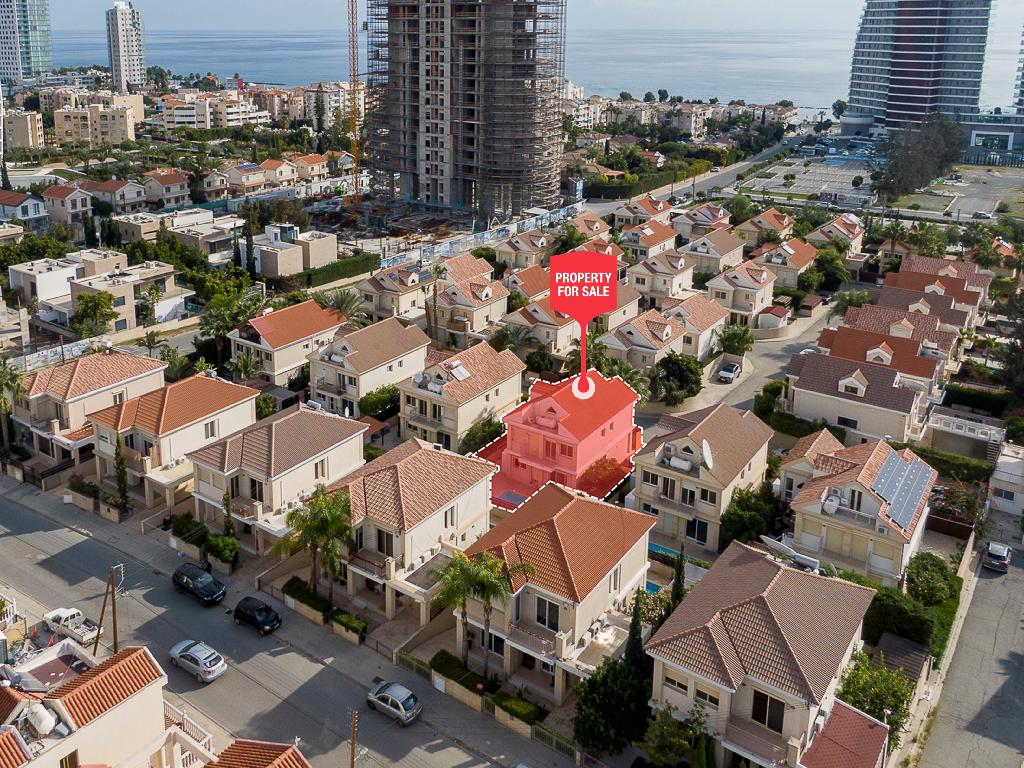 Detached House - Sunsmile Villas - Germasogeia, Limassol