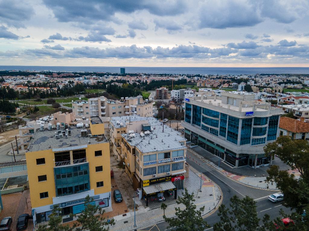 Εμπορικό Κτίριο (μερίδιο) - Άγιος Θεόδωρος , Πάφος