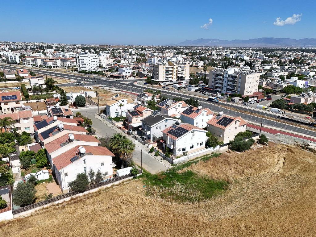 &Eta;&mu;&iota;&alpha;&nu;&epsilon;&xi;ά&rho;&tau;&eta;&tau;&eta; &kappa;&alpha;&tau;&omicron;&iota;&kappa;ί&alpha; - &Lambda;&alpha;&kappa;&alpha;&tau;ά&mu;&iota;&alpha;, &Lambda;&epsilon;&upsilon;&kappa;&omega;&sigma;ί&alpha;